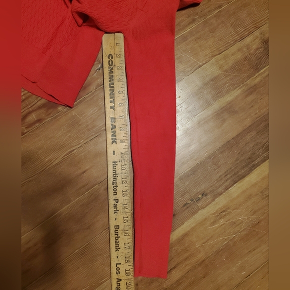 Victoria's Secret Knit Red Sweater Hook and Eye Shoulder Detail sz Small fitted - Picture 8 of 10